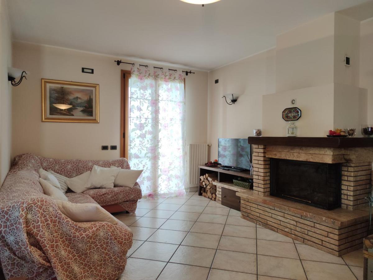 Relax In Collina A Due Passi Dal Mare Διαμέρισμα Torriana Εξωτερικό φωτογραφία