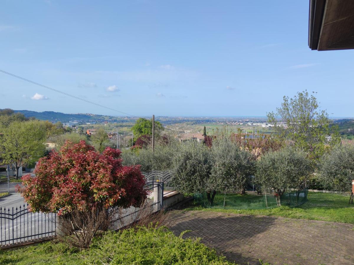 Relax In Collina A Due Passi Dal Mare Διαμέρισμα Torriana Εξωτερικό φωτογραφία